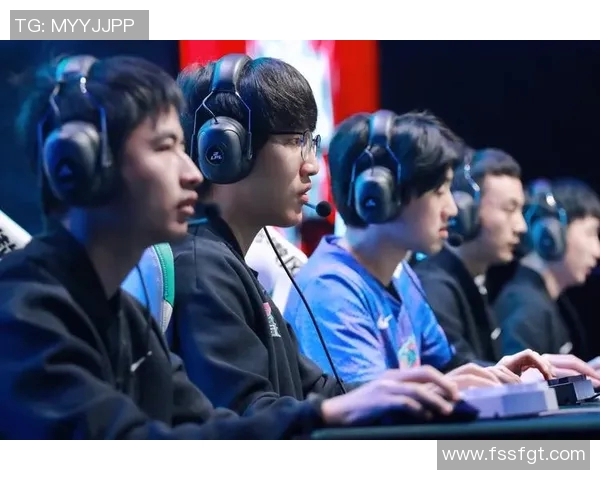 冠军杯特别报道LNG战队在S15赛季的转型与挑战之路解析