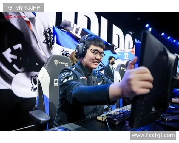 电竞比分CSGO热议JDG状态争议引发玩家热烈讨论与分析