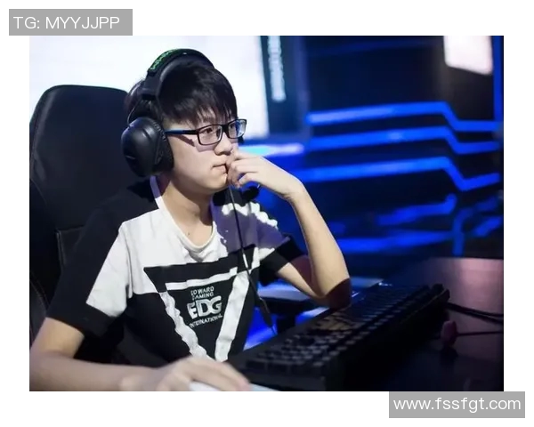 EDG成长之路：从青涩战队到职业联赛的辉煌历程与荣耀追寻