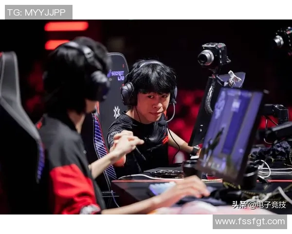 esports最新数据赛后复盘FPX与WE对决中选手个人能力的深度分析与比较